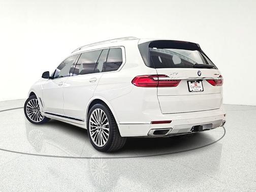 2022 BMW X7 xDrive40i