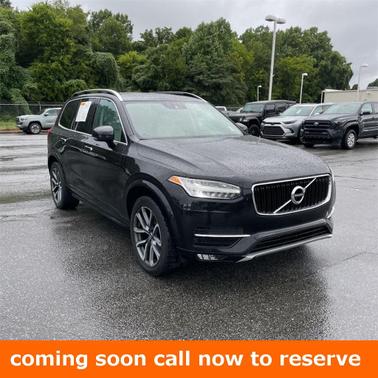 2019 Volvo XC90 T6 Momentum