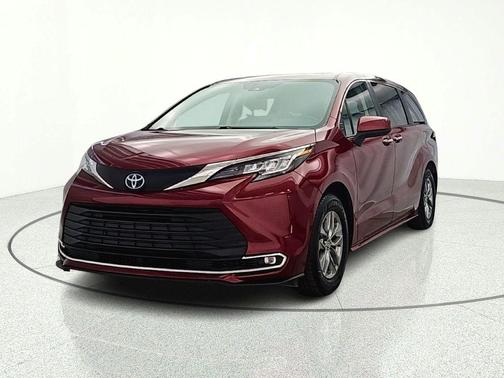 Ruby Flare Pearl 2023 Toyota Sienna XLE