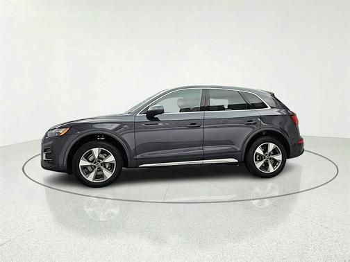 2023 Audi Q5 40 Premium Plus
