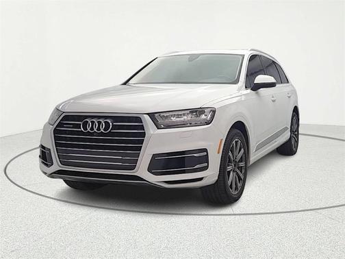 2019 Audi Q7 55 Premium Plus