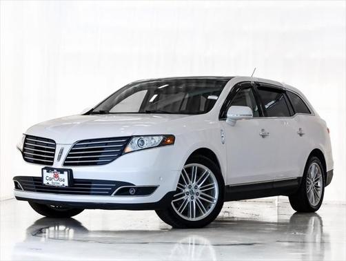 2019 Lincoln MKT Standard