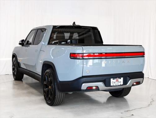 2022 Rivian R1T Adventure