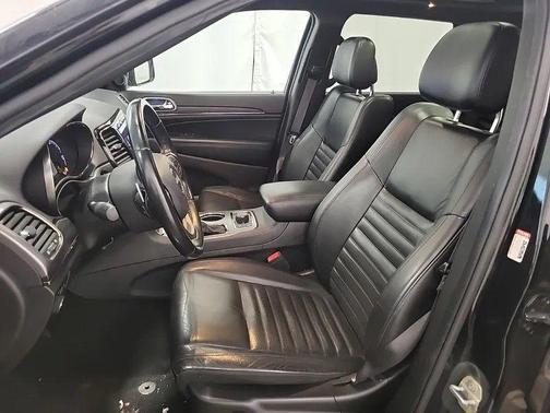 Diamond Black Crystal Pearlcoat 2020 Jeep Grand Cherokee Limited X
