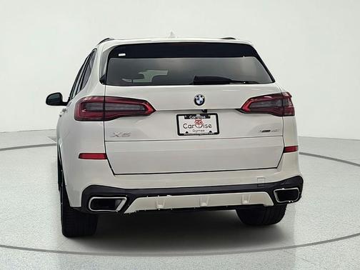 White 2019 BMW X5 xDrive40i