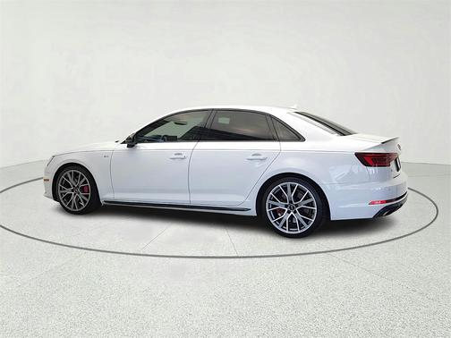2019 Audi A4 2.0T Premium Plus