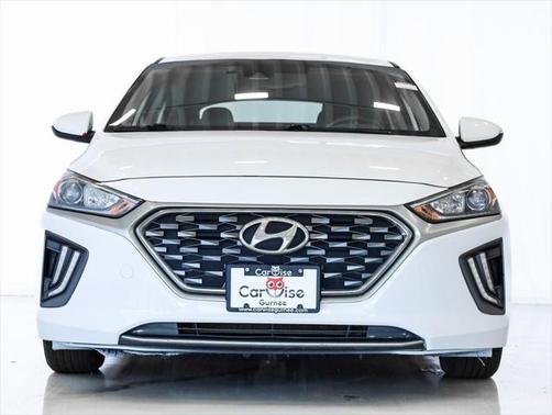 2020 Hyundai IONIQ Hybrid SE