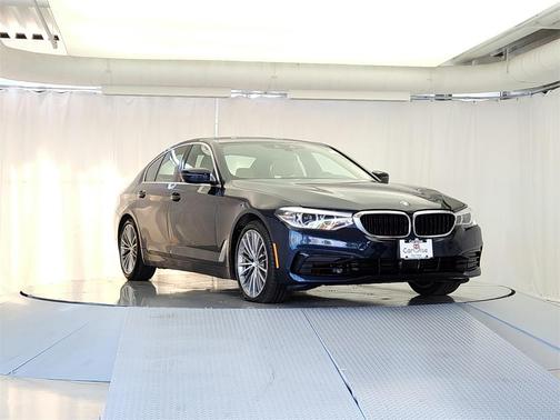 2020 BMW 530e xDrive iPerformance