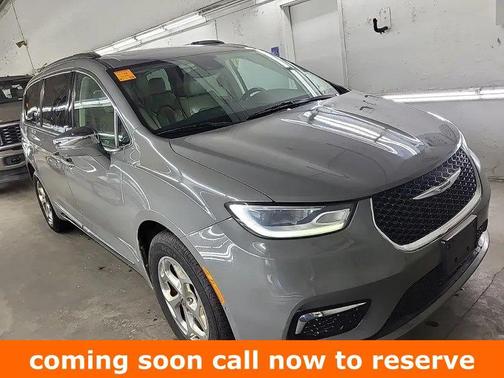 Ceramic Gray Clearcoat 2021 Chrysler Pacifica Limited