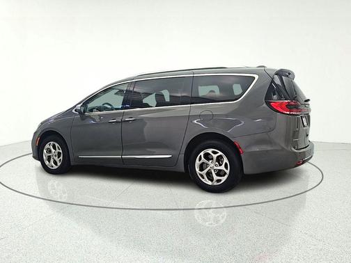 Ceramic Gray Clearcoat 2021 Chrysler Pacifica Limited
