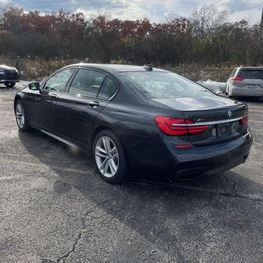2017 BMW 750 i xDrive