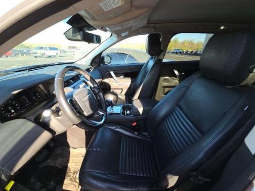 White 2020 Land Rover Discovery Sport SE