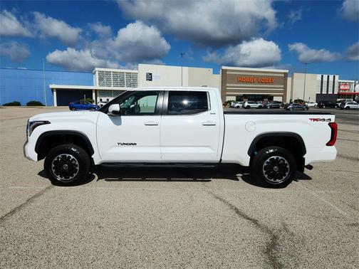 2024 Toyota Tundra SR5