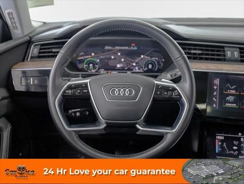2019 Audi e-tron Premium Plus