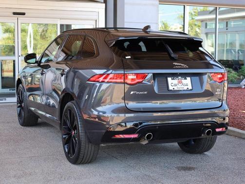 2018 Jaguar F-PACE S