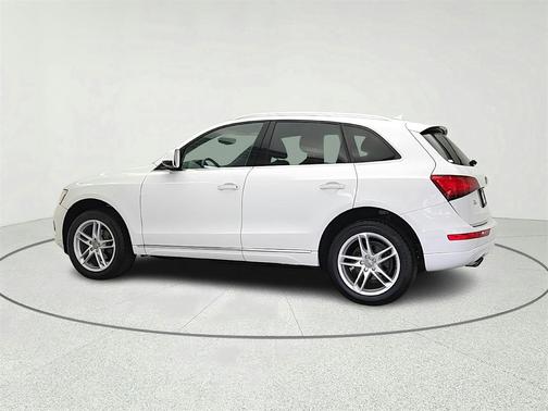 2017 Audi Q5 2.0T Premium Plus
