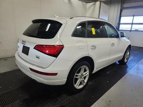 2017 Audi Q5 2.0T Premium Plus