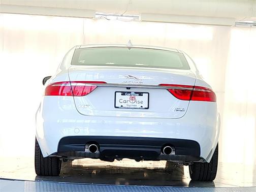 2017 Jaguar XF 35t Prestige
