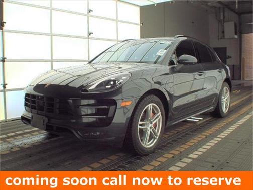 2017 Porsche Macan Turbo
