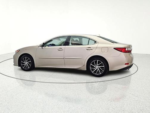 2016 Lexus ES 350 Base