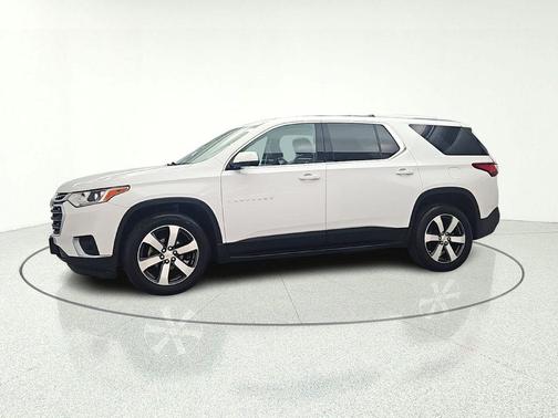 Summit White 2018 Chevrolet Traverse LT Leather