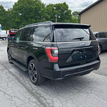 Black Metallic 2019 Ford Expedition Limited