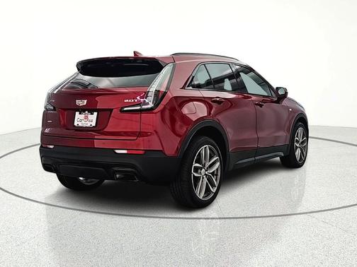 Red Horizon Tintcoat 2019 Cadillac XT4 Sport