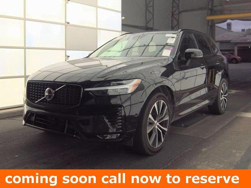 2024 Volvo XC60 B5 Plus Dark Theme