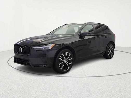 2024 Volvo XC60 B5 Plus Dark Theme