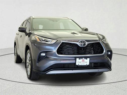2022 Toyota Highlander Platinum