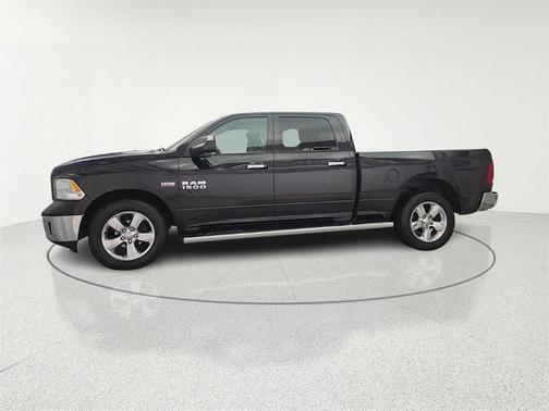 2017 RAM 1500 SLT
