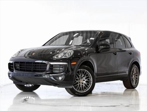 2017 Porsche Cayenne Platinum Edition