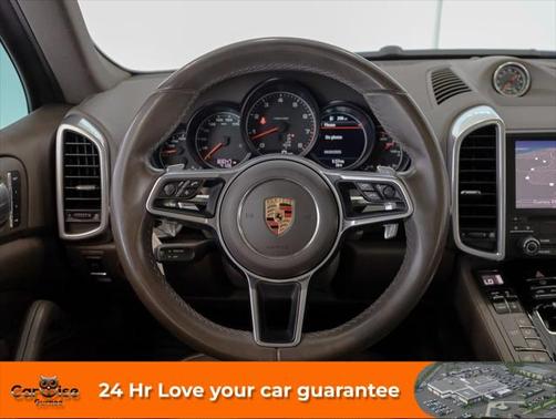 2017 Porsche Cayenne Platinum Edition