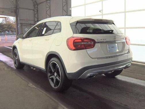 2015 Mercedes-Benz GLA-Class 4MATIC