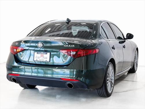 2020 Alfa Romeo Giulia Ti Lusso