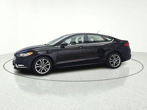 Burgundy Velvet Metallic Tinted Clearcoat 2017 Ford Fusion SE