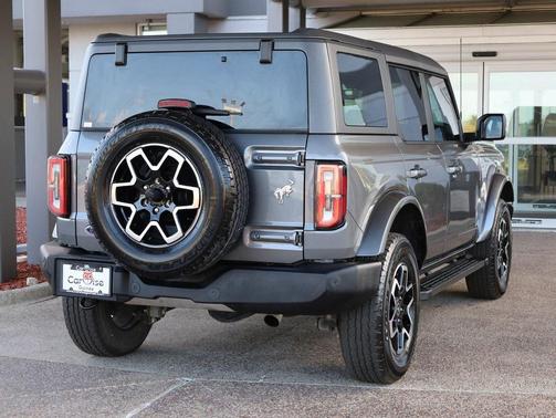 2022 Ford Bronco Outer Banks