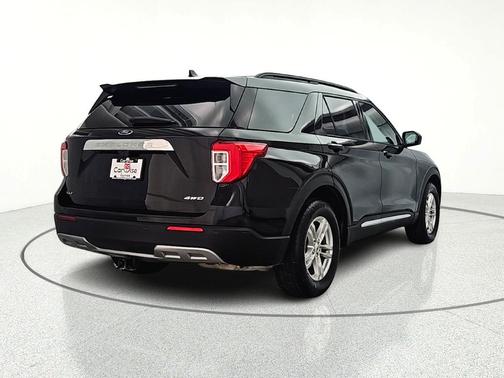 Agate Black Metallic 2023 Ford Explorer XLT