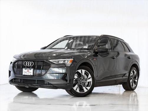2022 Audi e-tron Premium