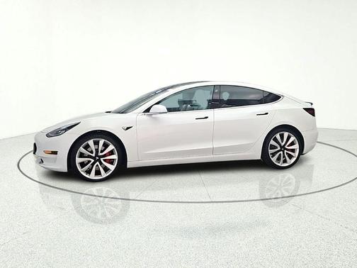 Pearl White Multi-Coat 2019 Tesla Model 3 Long Range
