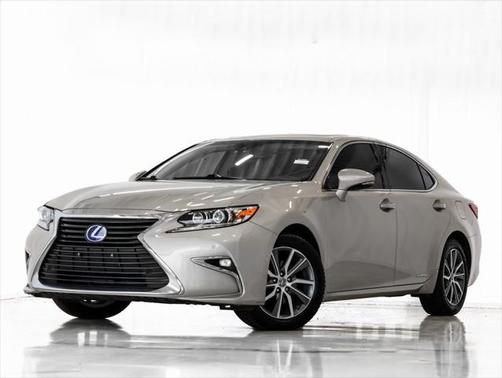 2016 Lexus ES 300h Base