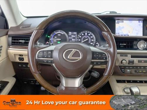 2016 Lexus ES 300h Base