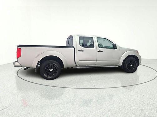 Brilliant Silver 2018 Nissan Frontier SV