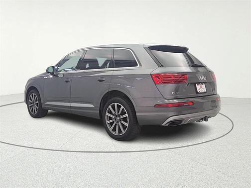 2019 Audi Q7 55 Premium Plus
