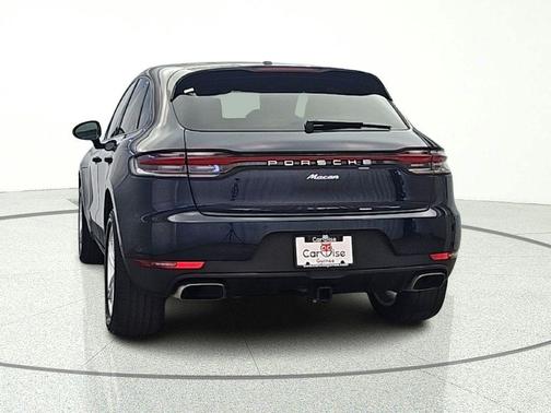 Night Blue Metallic 2020 Porsche Macan Macan