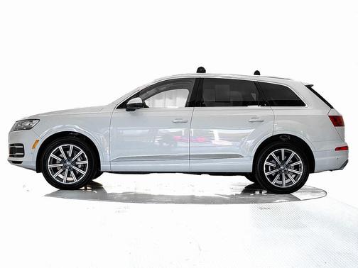 2019 Audi Q7 55 Prestige