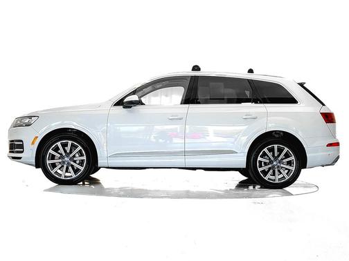 2019 Audi Q7 55 Prestige