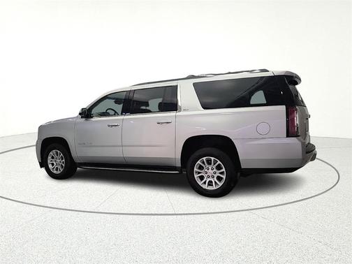 2017 GMC Yukon XL SLT
