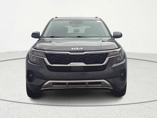 2023 Kia Seltos EX