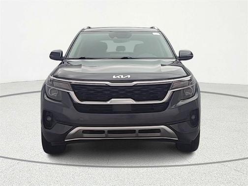 2023 Kia Seltos EX